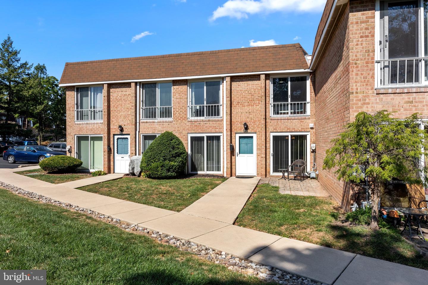 Photo 20 of 25 of 423 Brandywine Ct townhome