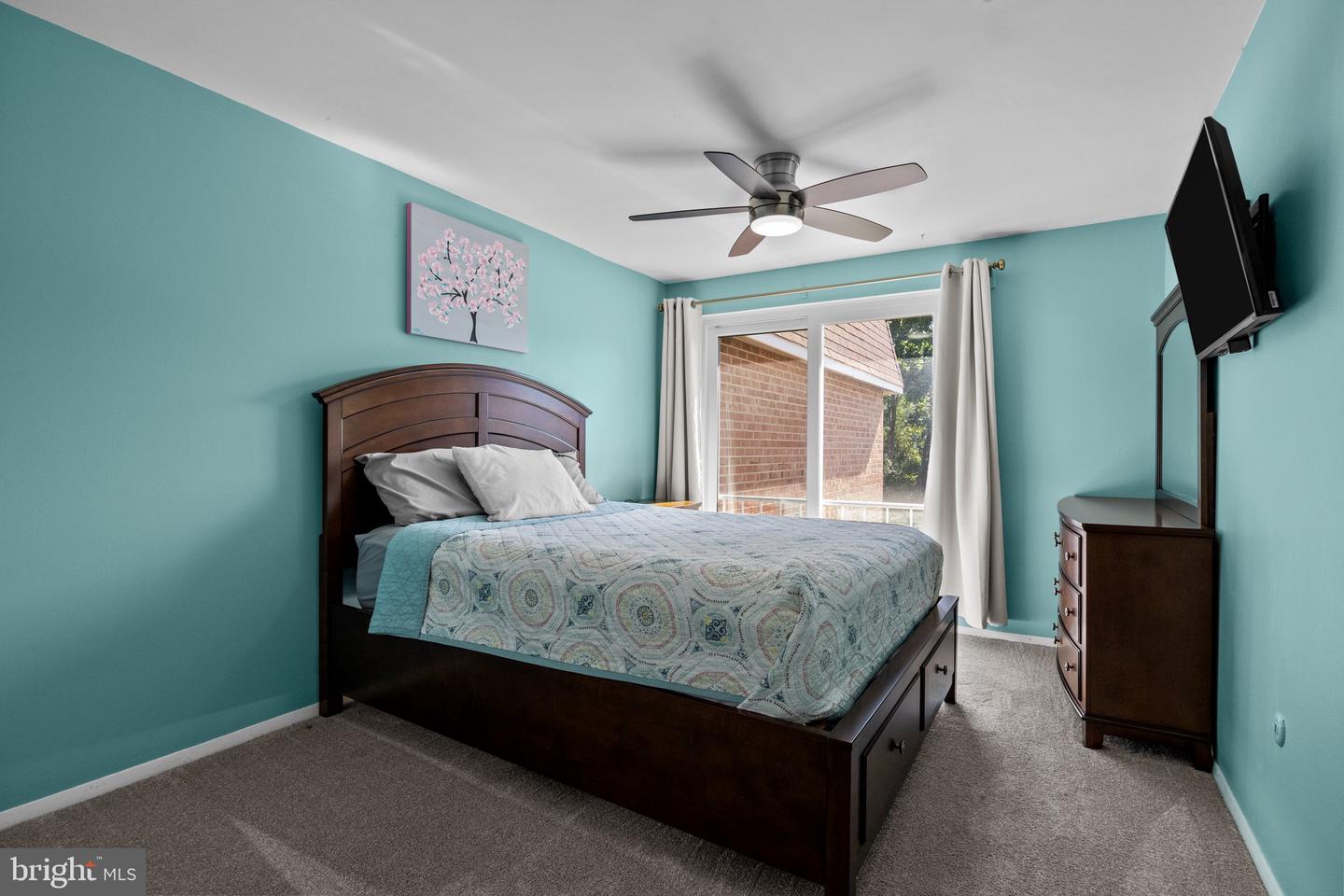 Photo 15 of 25 of 423 Brandywine Ct townhome