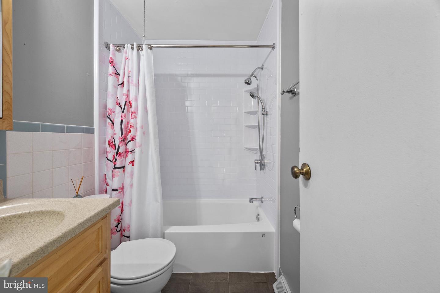 Photo 14 of 25 of 423 Brandywine Ct townhome