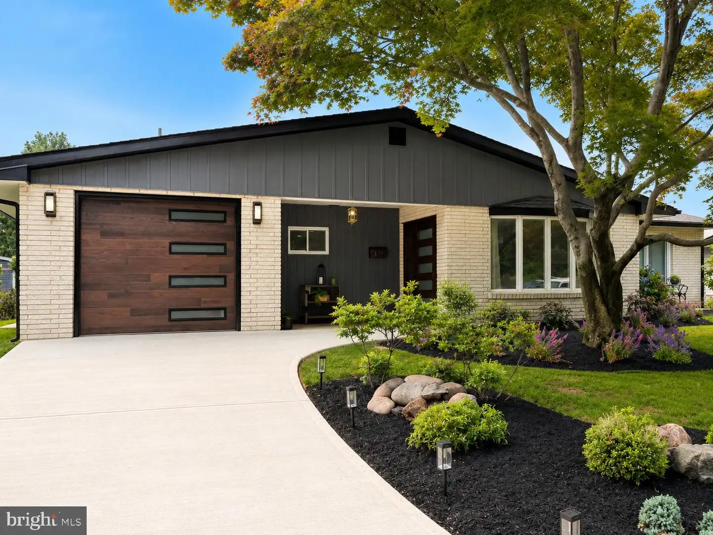 139 Willow Drive, Levittown, PA, 19054