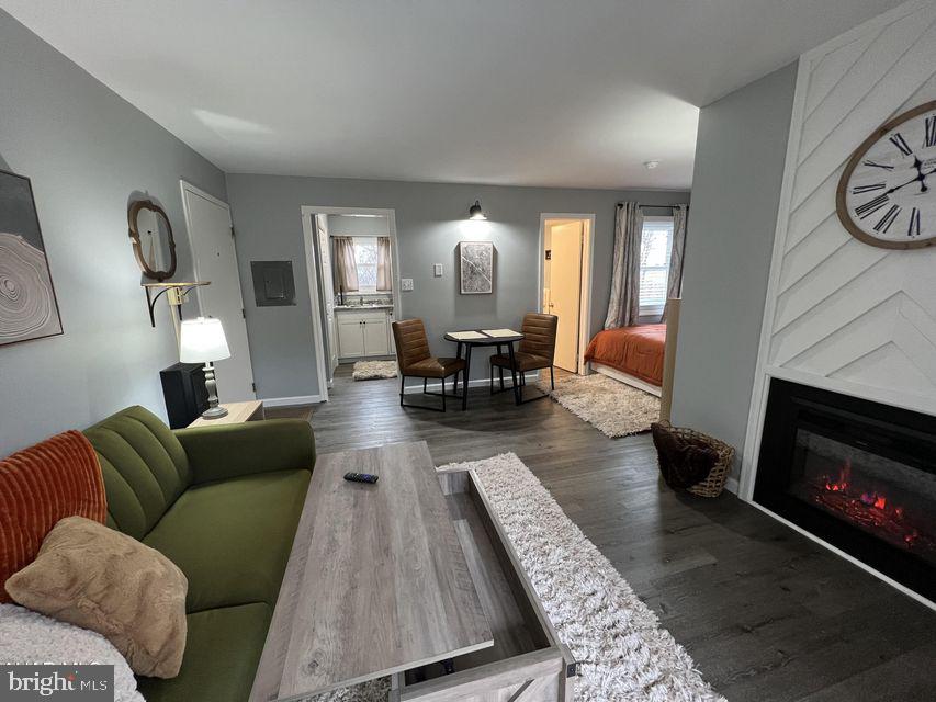 Listing image 5
