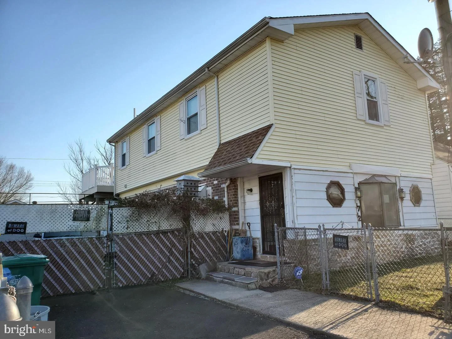 1712 Dixon Avenue