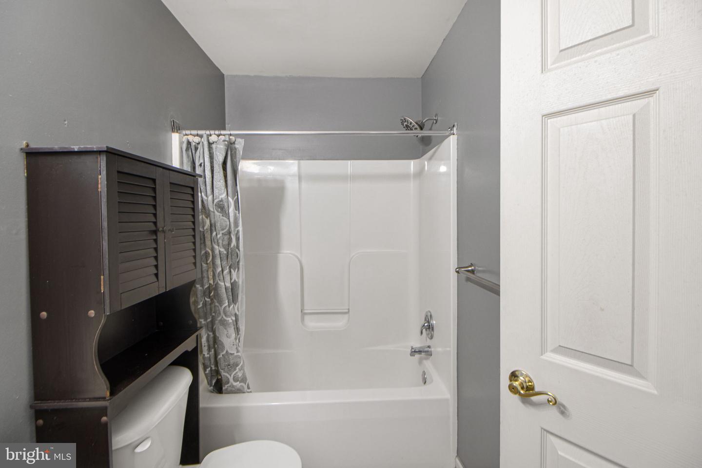 Photo 29 of 62 of 117 Sentry Rdg townhome