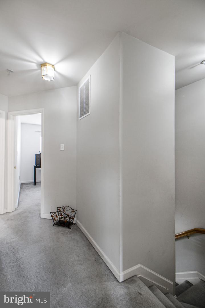 Photo 23 of 62 of 117 Sentry Rdg townhome