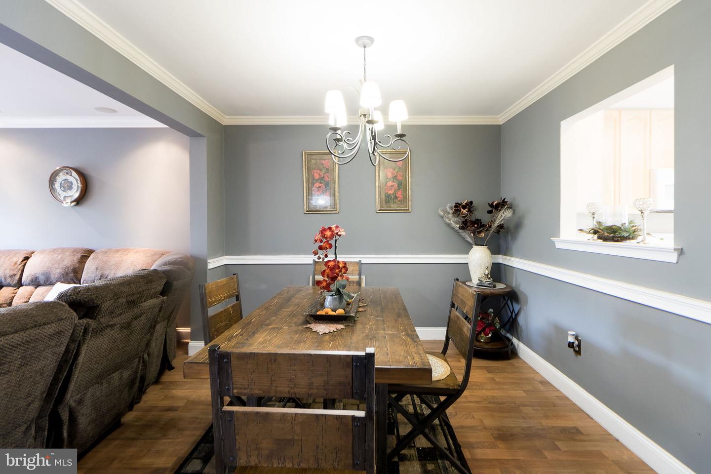 Photo 5 of 62 of 117 Sentry Rdg townhome