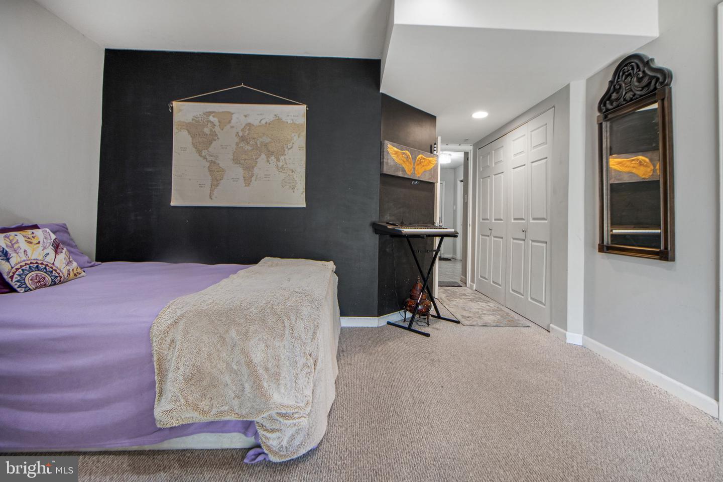 Photo 41 of 62 of 117 Sentry Rdg townhome