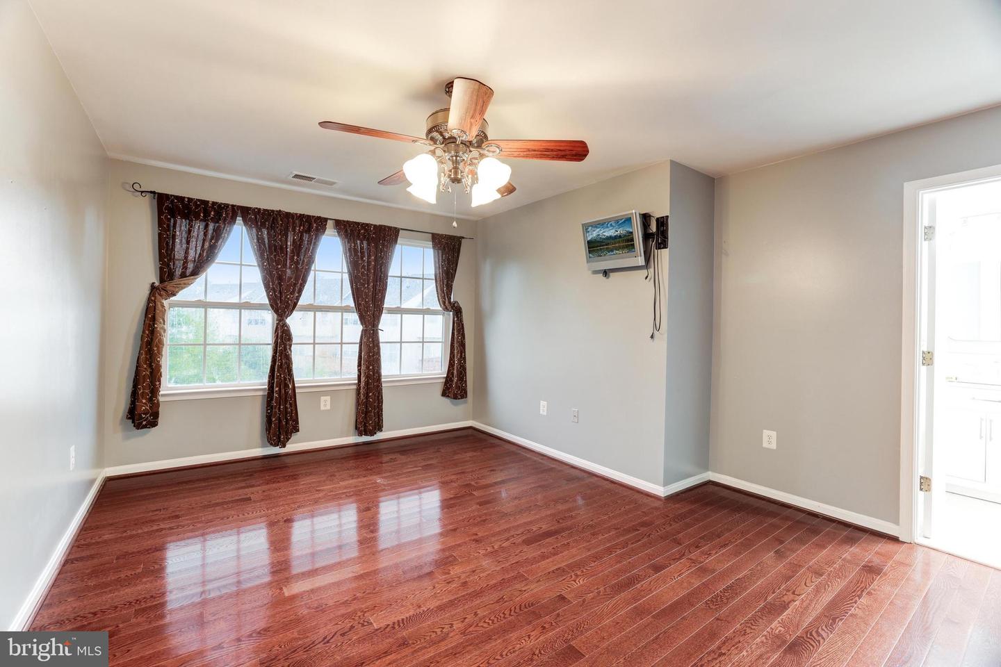 Photo 40 of 52 of 45564 Mallard Point Ter townhome