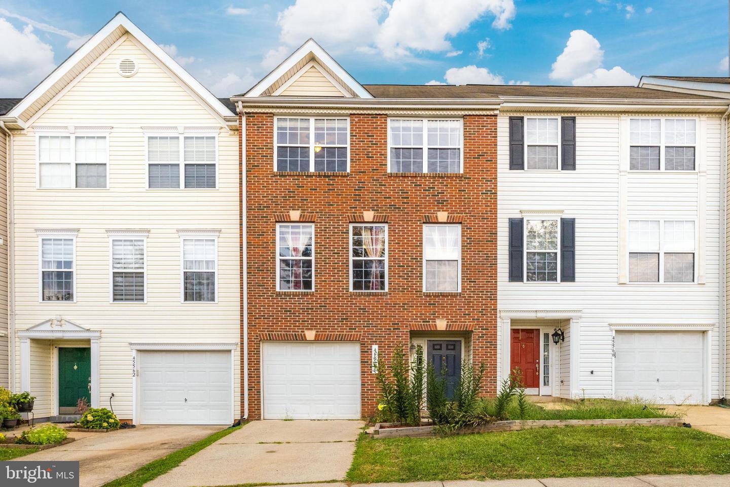 View Sterling, VA 20165 townhome
