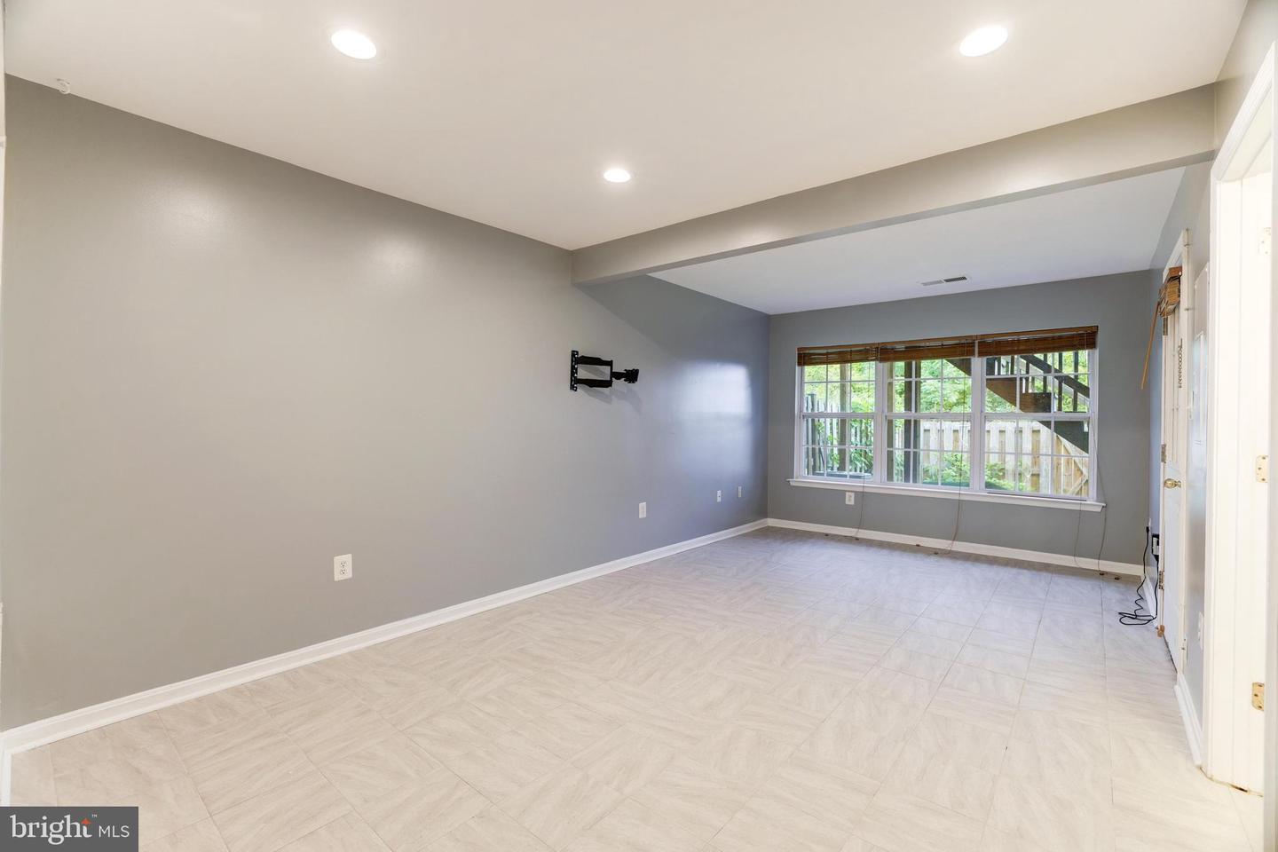 Photo 8 of 52 of 45564 Mallard Point Ter townhome