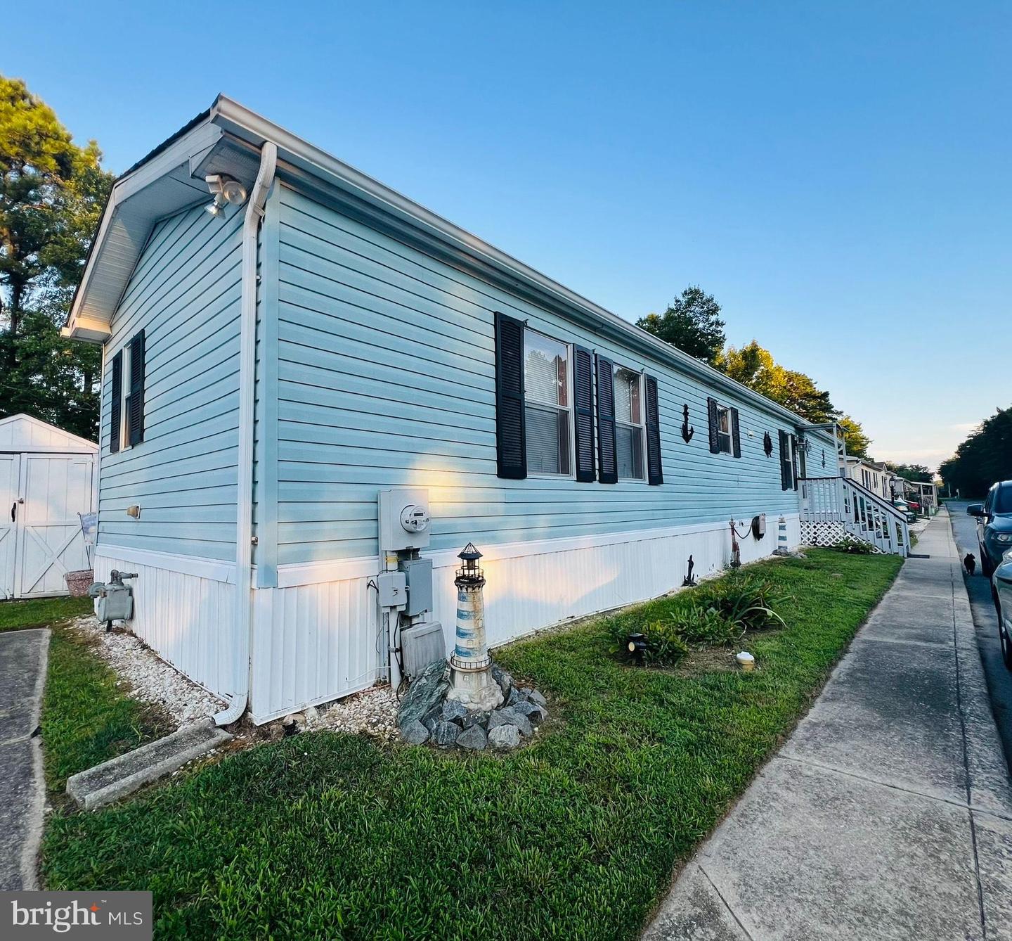 Photo 2 of 27 of 14 Eisenhower Blvd mobile home