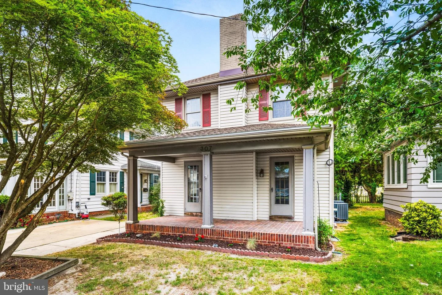 307 New York Avenue