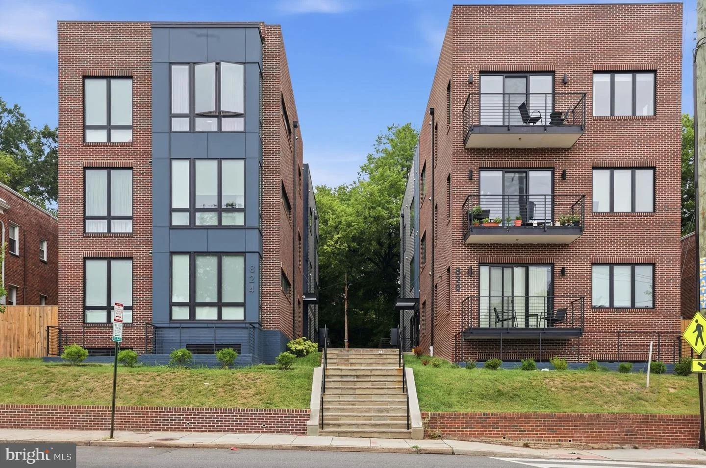 824 Taylor Street NE Unit 1