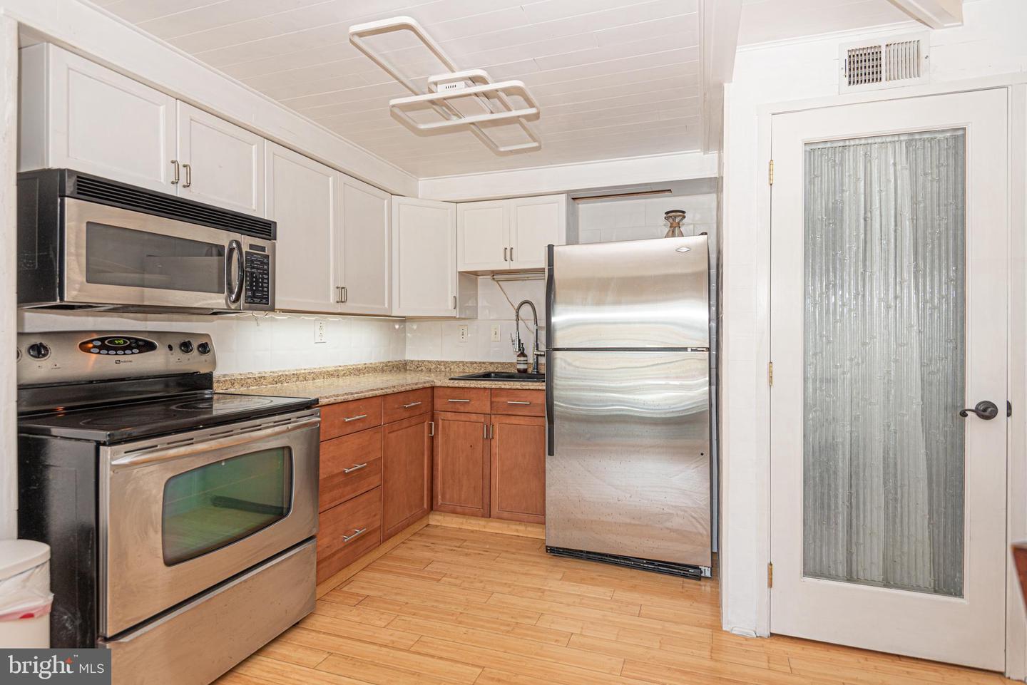 Photo 8 of 27 of 16 62nd St #201 condo