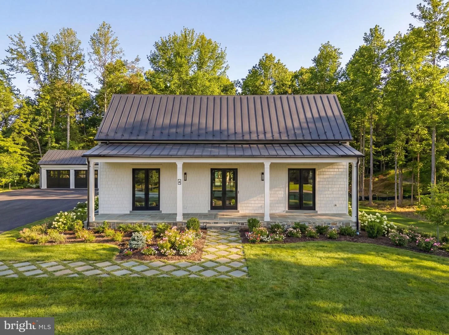 4 Foxtrot Knoll Lane