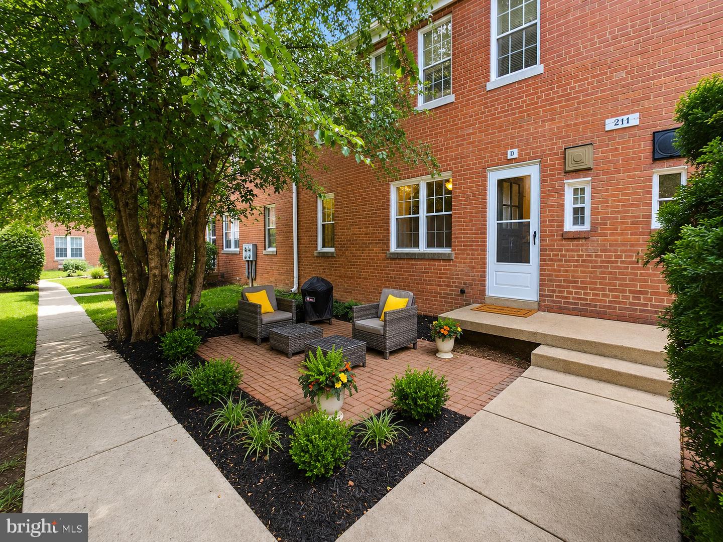 211 E Glebe Road Unit D, Alexandria, VA, 22305