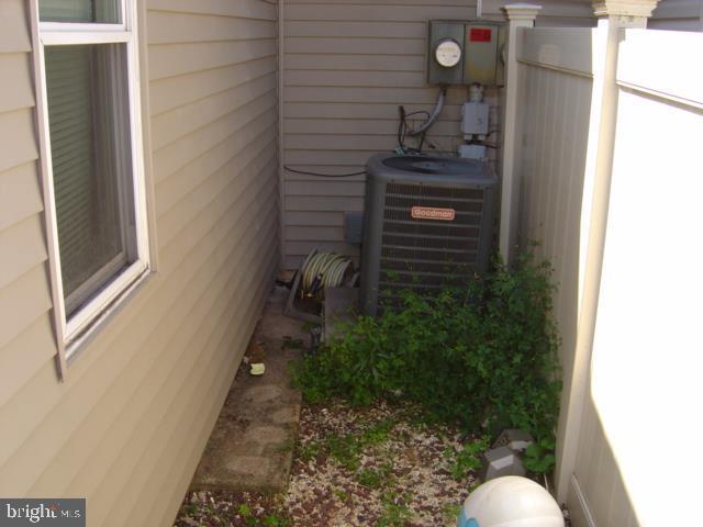 Photo 5 of 31 of 459 Blaker Dr townhome