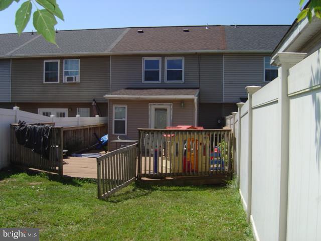 Photo 9 of 31 of 459 Blaker Dr townhome