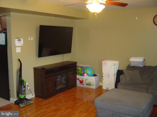 Photo 11 of 31 of 459 Blaker Dr townhome