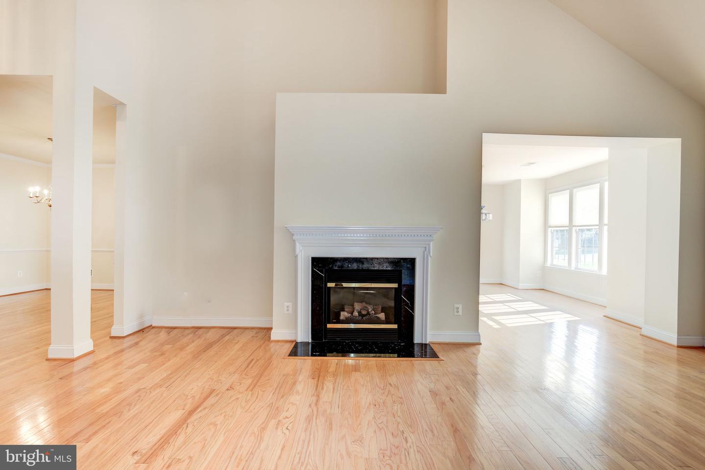 Photo 9 of 48 of 13340 Fieldstone Way house