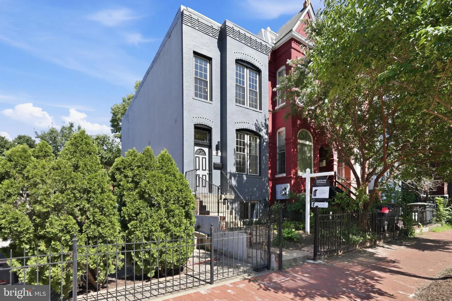 1227 1st Street NW