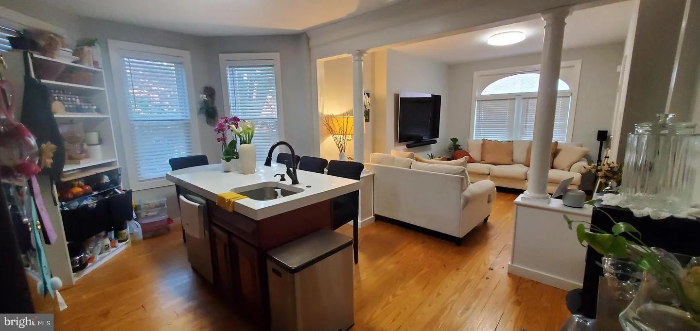 155 W Olney Avenue