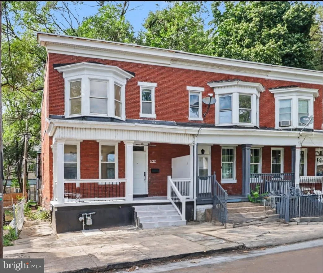 1712 Elm Street, Harrisburg, PA, 17103