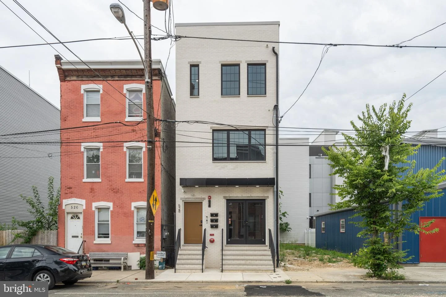 528 W Berks Street