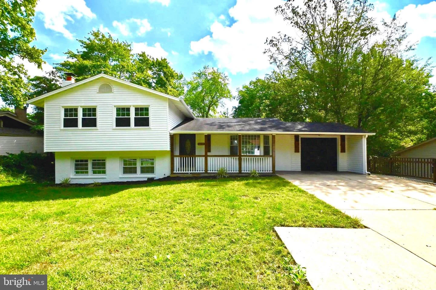 7215 Willow Oak Place