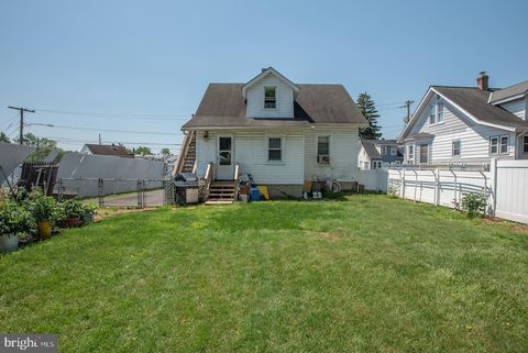 Duplex in Wilmington DE 1 Westmoreland AVENUE 2.jpg