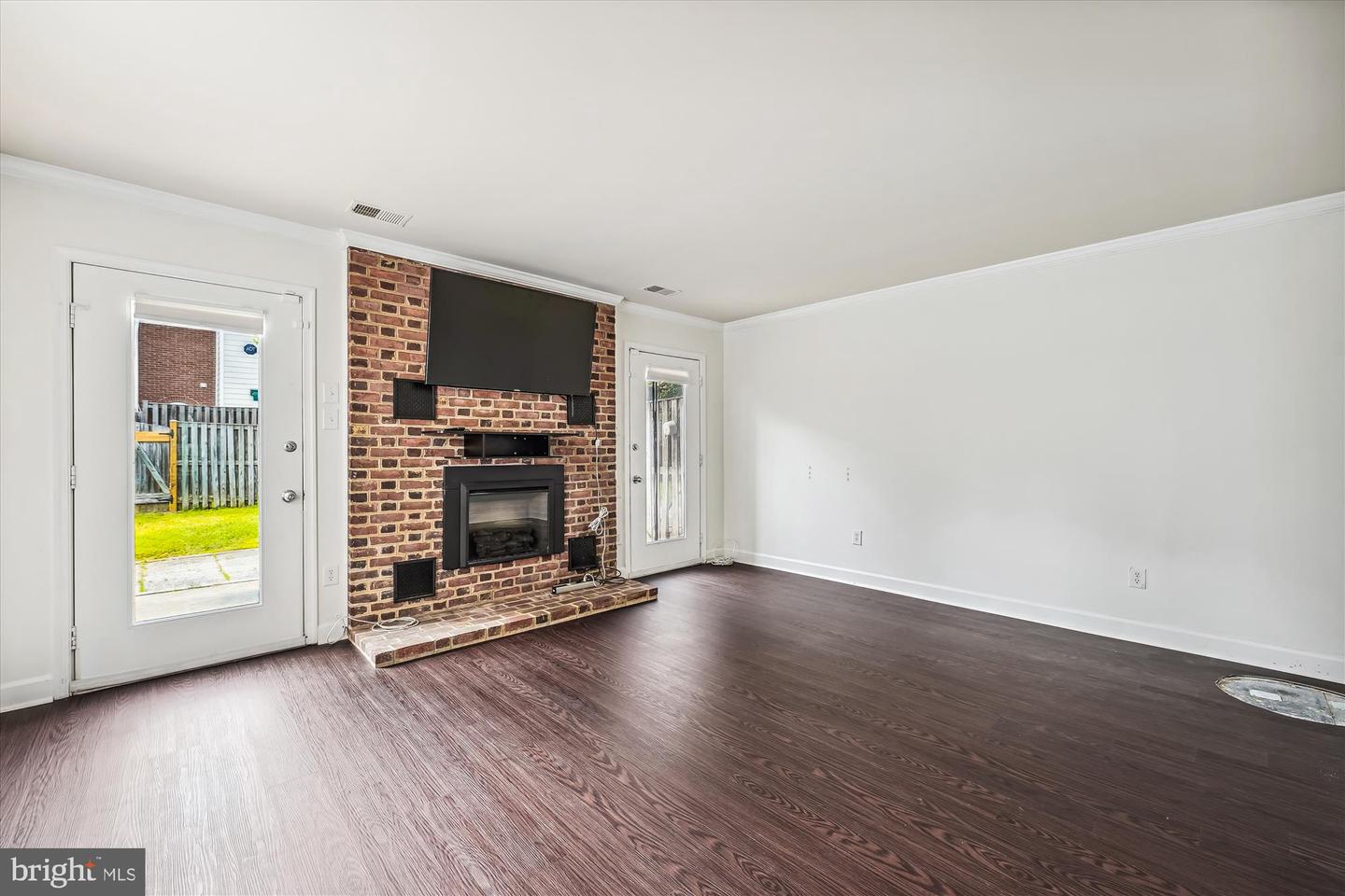 Photo 13 of 20 of 207 Heather Ct townhome