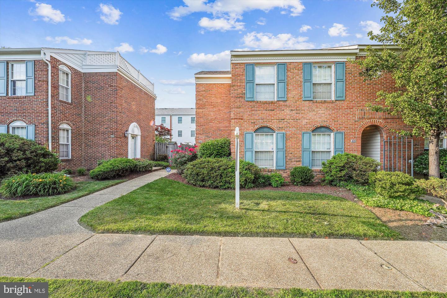 View la Plata, MD 20646 townhome
