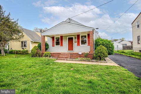 Single Family Residence in Wilmington DE 321 Lorewood AVENUE.jpg