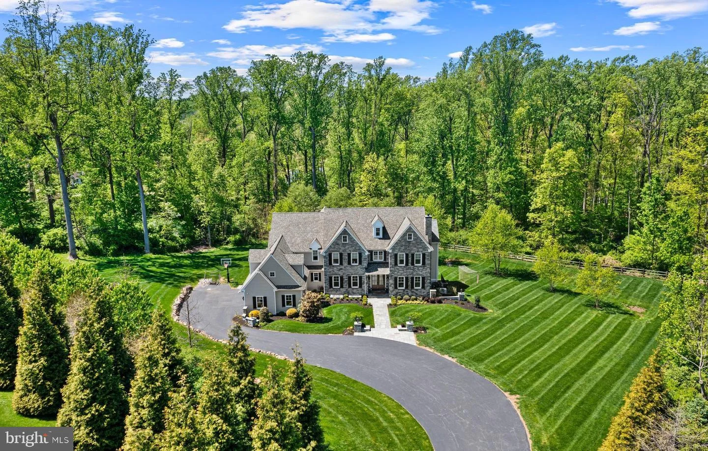 2207 White Horse Road