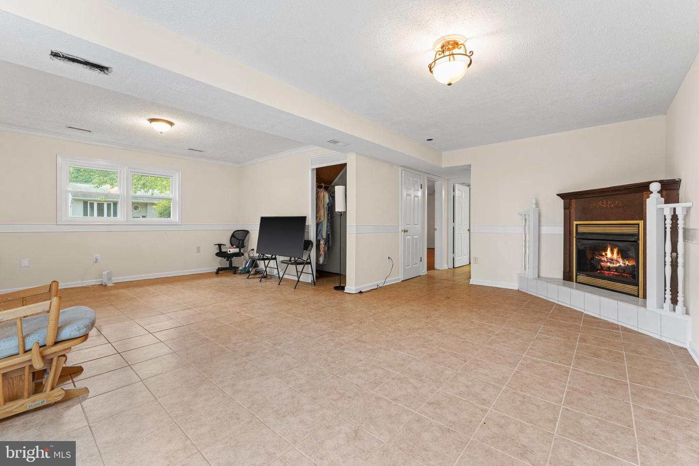 Photo 23 of 31 of 21 Fishback Ct house