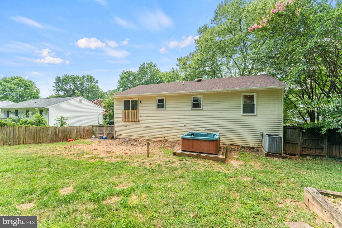 Photo 30 of 31 of 21 Fishback Ct house