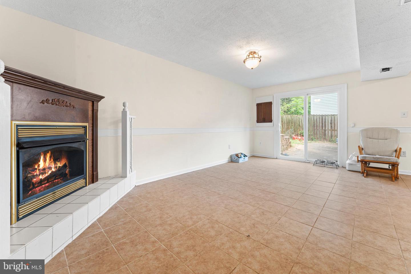 Photo 22 of 31 of 21 Fishback Ct house