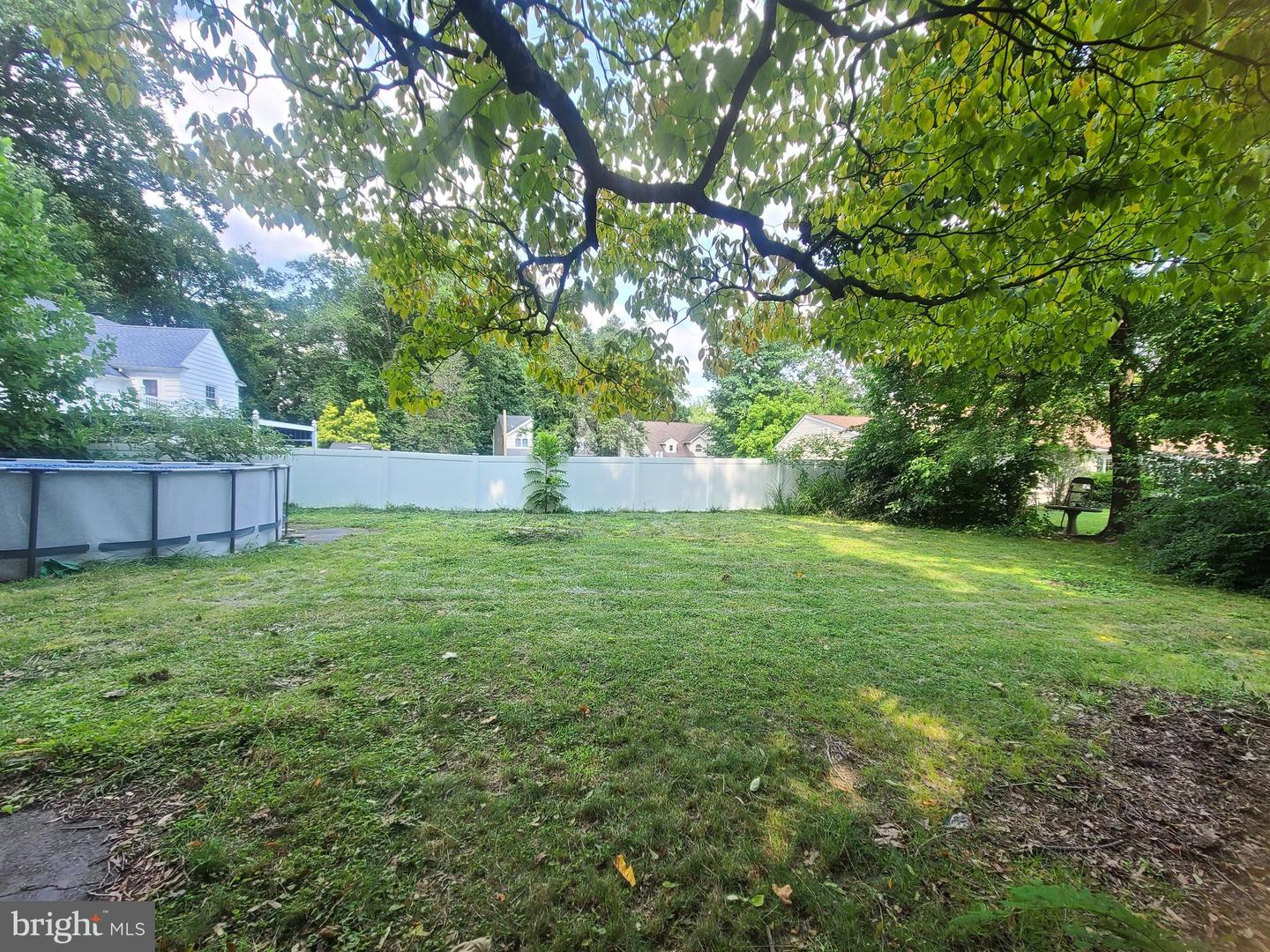 Photo 36 of 41 of 203 S Elmwood Ave house