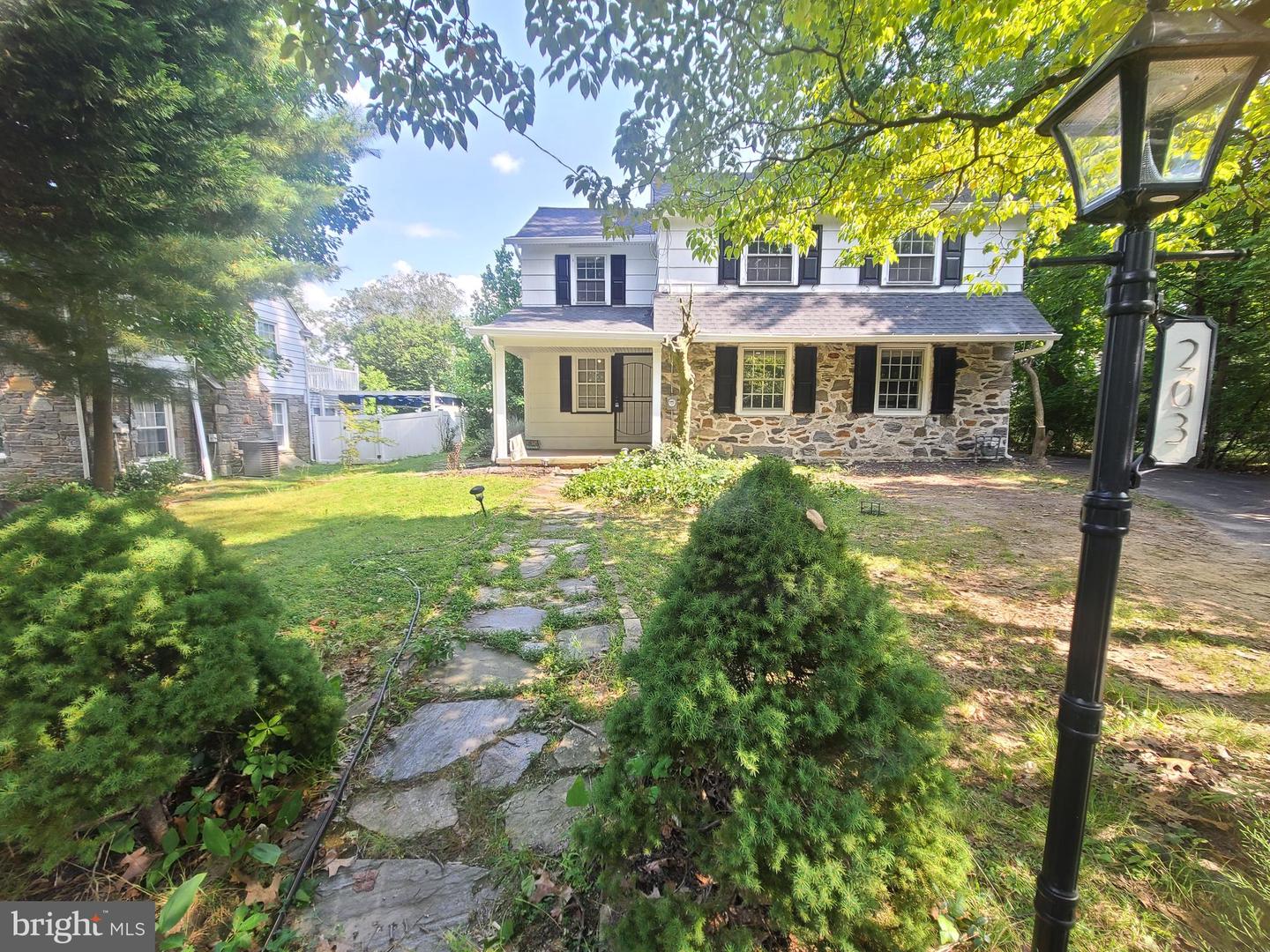View Glenolden, PA 19036 house