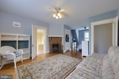 Single Family Residence in Lancaster PA 1020 Wheatland AVENUE 34.jpg