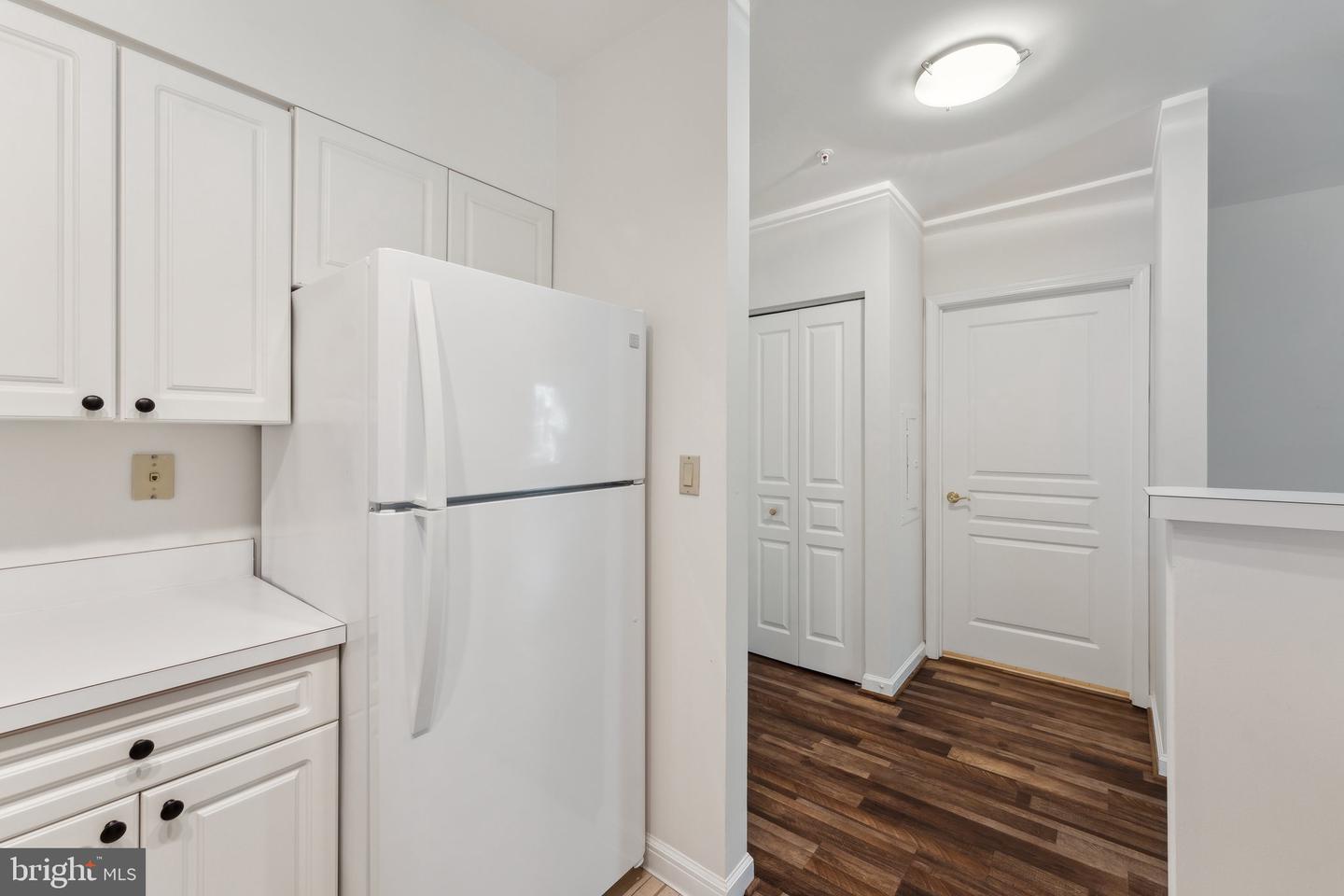 Photo 9 of 33 of 2204 Westcourt Ln #209 condo
