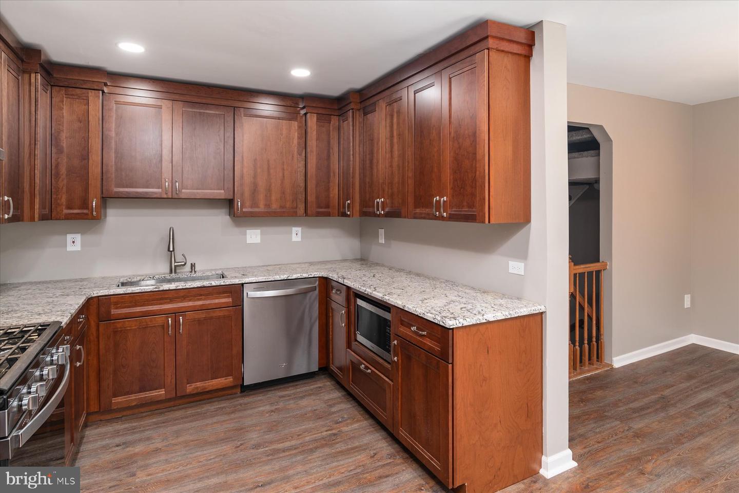 Photo 9 of 30 of 2435 Warm Spring Way townhome