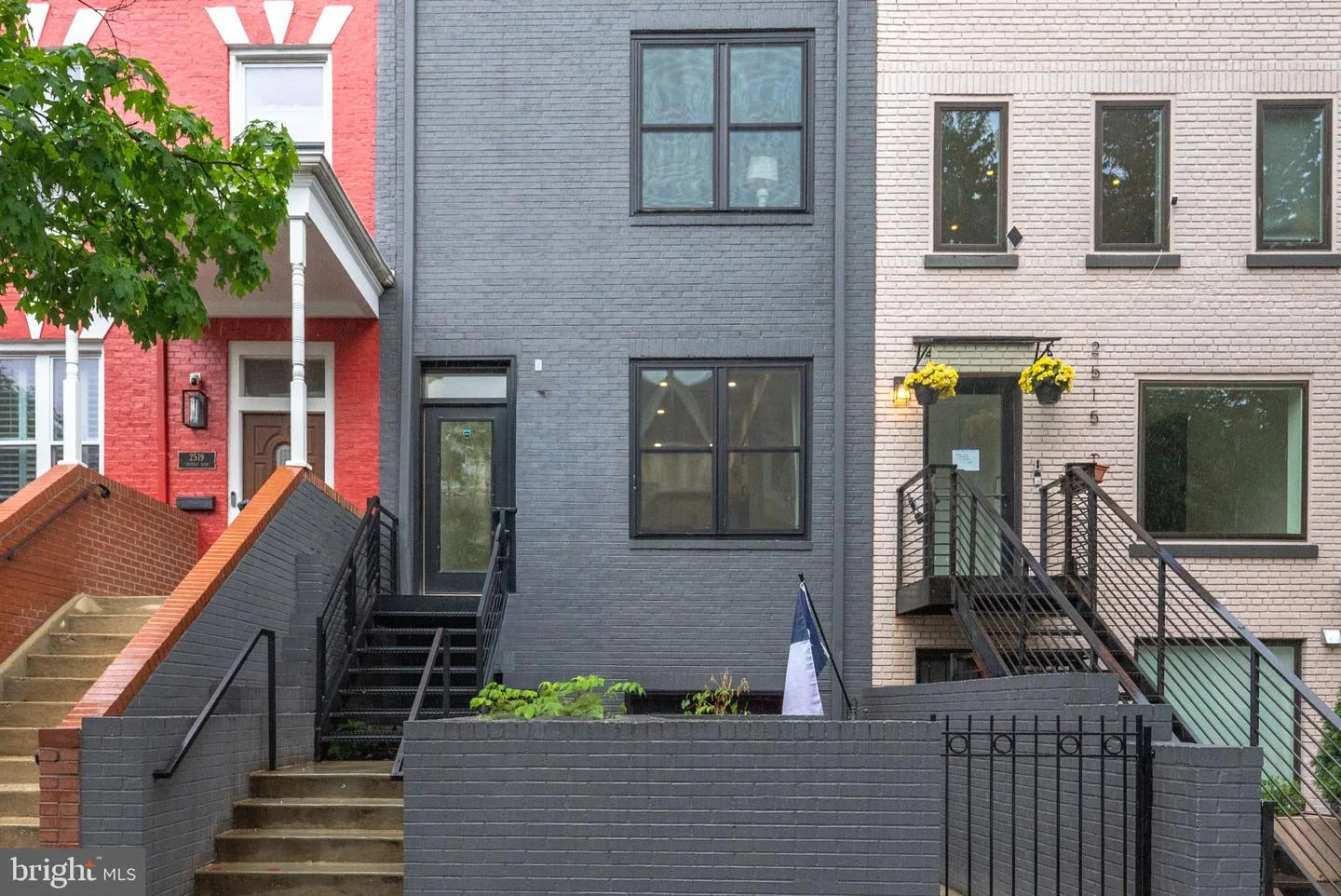 2517 Ontario Road NW Unit 3