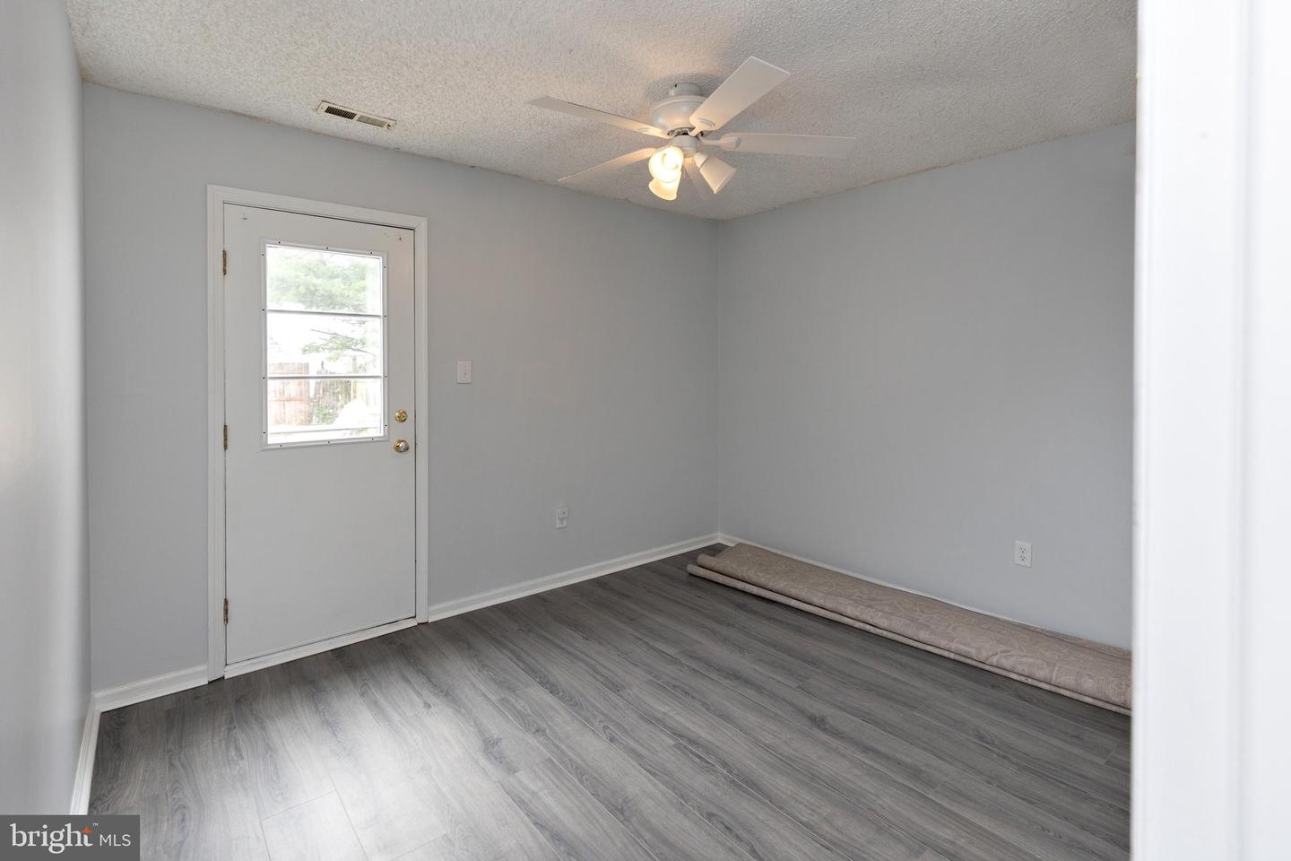 Photo 9 of 17 of 203 Poplar townhome