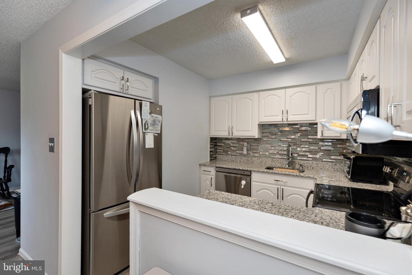 Photo 4 of 17 of 203 Poplar townhome