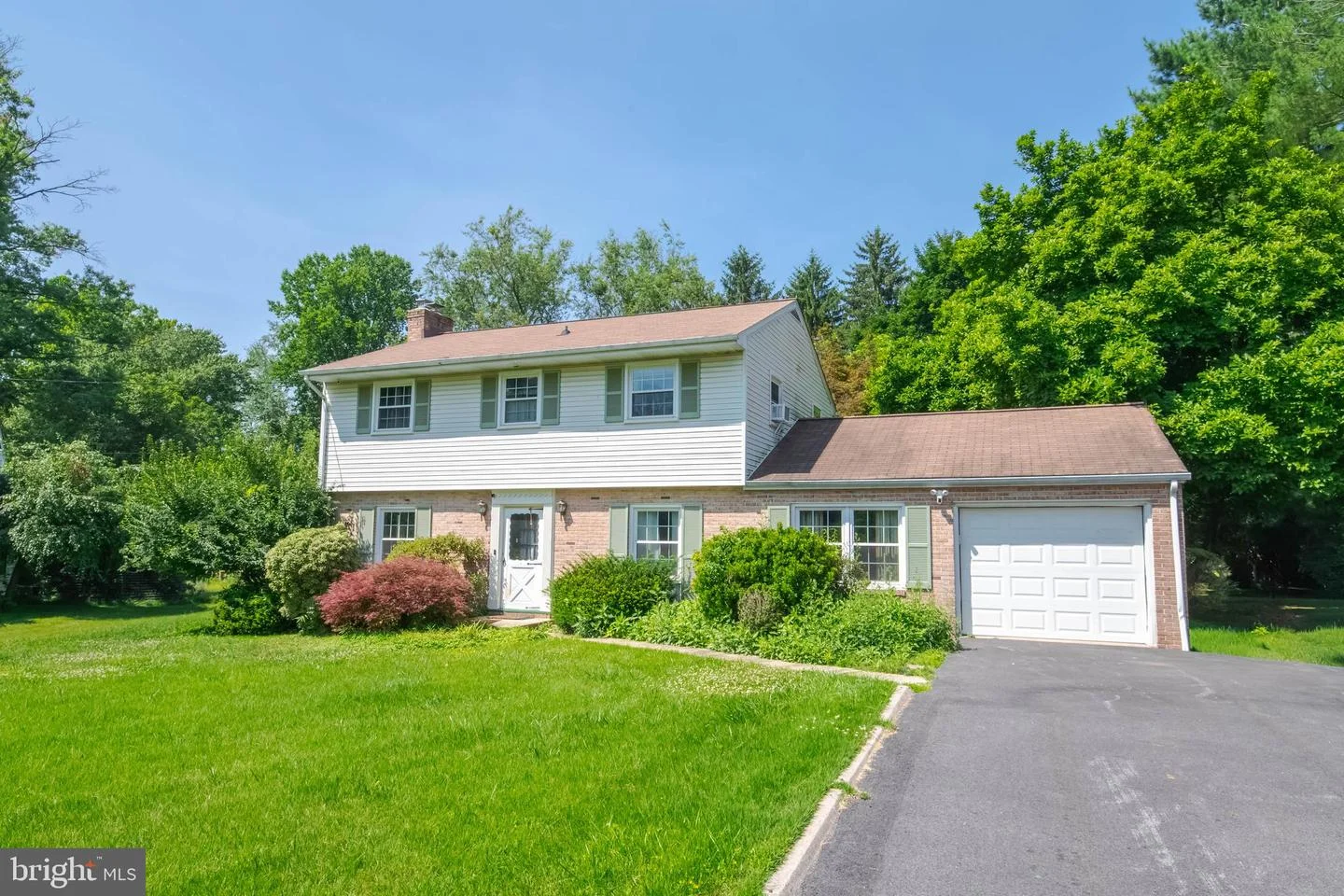306 Cherokee Place