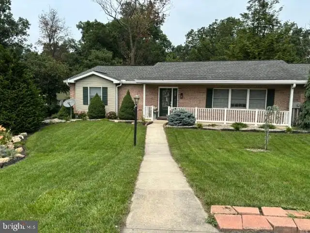 8 Oxford Court Unit 8, Chambersburg, PA, 17201