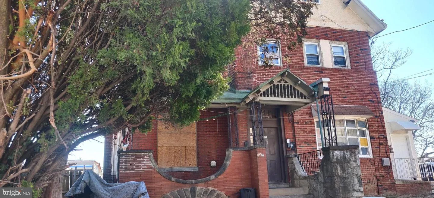 4925 Penn Street
