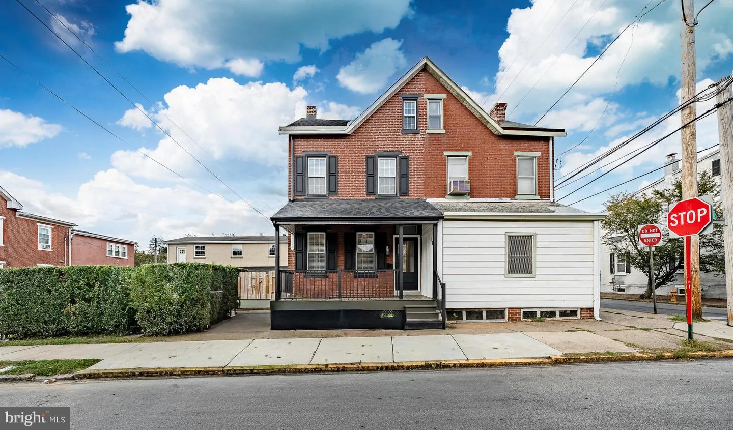 303 W Washington Street