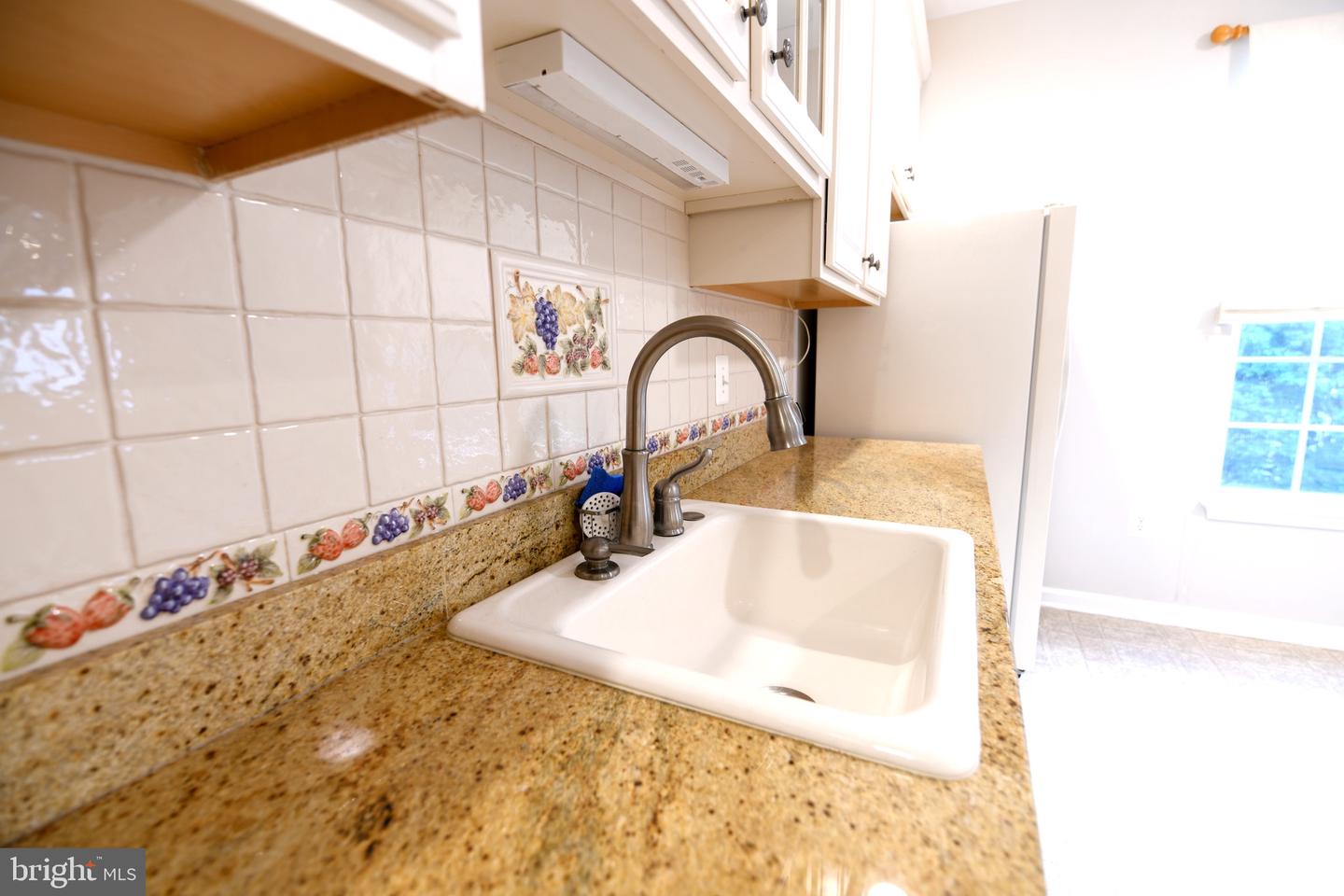 Photo 9 of 46 of 4404 Knox Ct #4404 condo