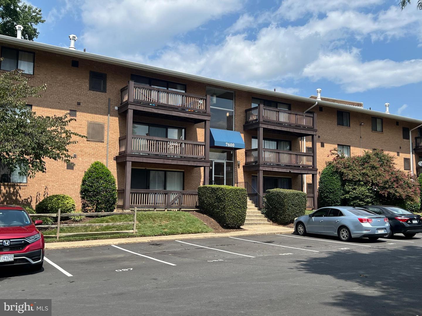 7600 Savannah Street Unit 102, Falls Church, VA, 22043